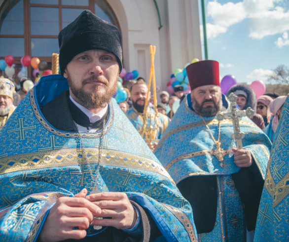 Амурчане совершили крестный ход в честь Албазинской иконы