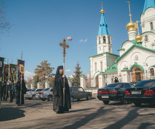 Амурчане совершили крестный ход в честь Албазинской иконы