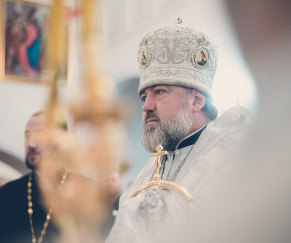 Благовещенцы встретили Пасху в храмах