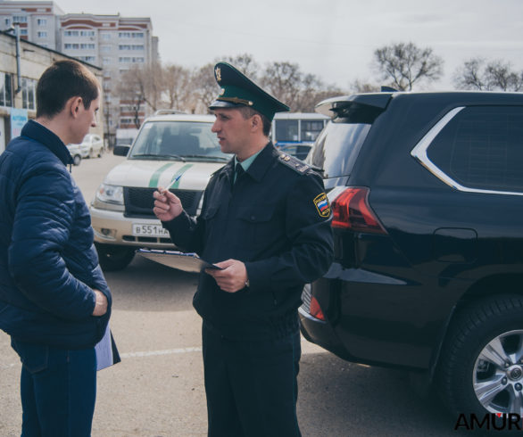 У благовещенца за долг друга арестовали Lexus и Toyota Land Cruiser