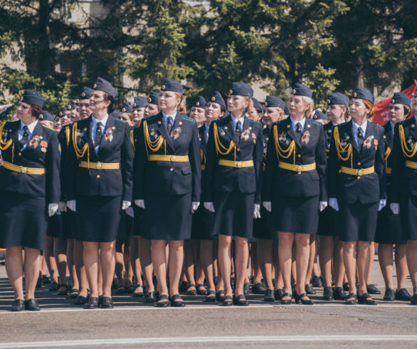 Две тысячи человек прошли торжественным маршем в Благовещенске