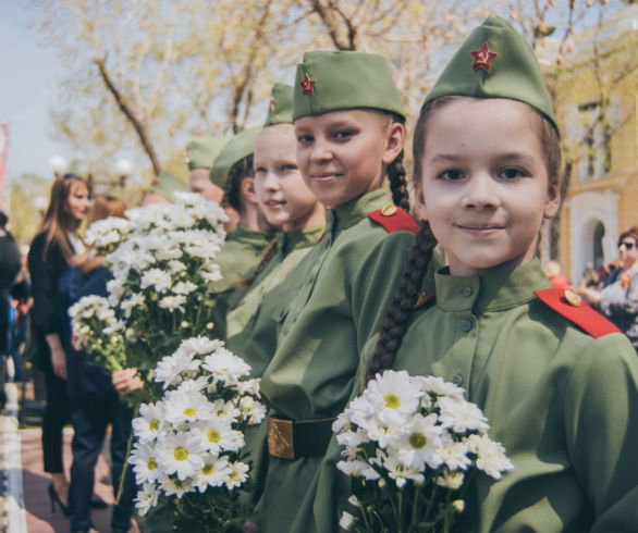 «Юбилейный» Бессмертный полк в Благовещенске собрал 13 тысяч человек