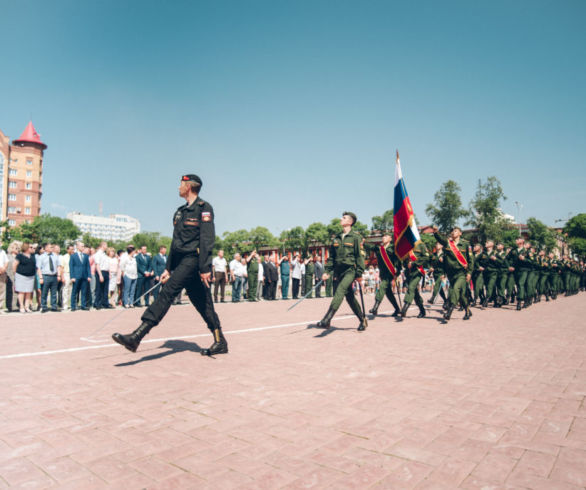 В день начала войны благовещенцы почтили память погибших