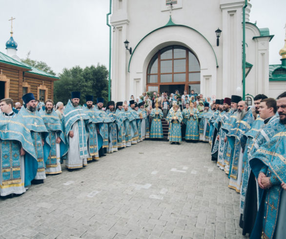 Тысяча амурчан совершили крестных ход в память о явлении Богородицы над Благовещенском