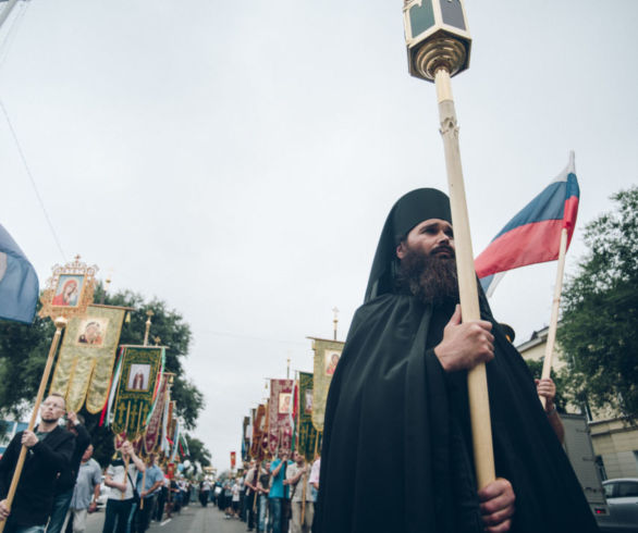 Тысяча амурчан совершили крестных ход в память о явлении Богородицы над Благовещенском