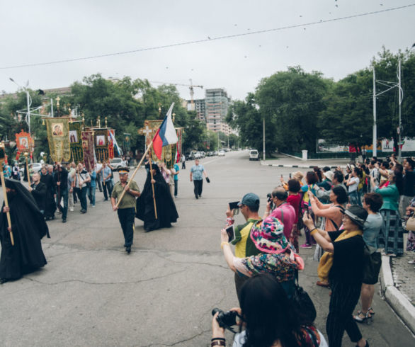 Тысяча амурчан совершили крестных ход в память о явлении Богородицы над Благовещенском