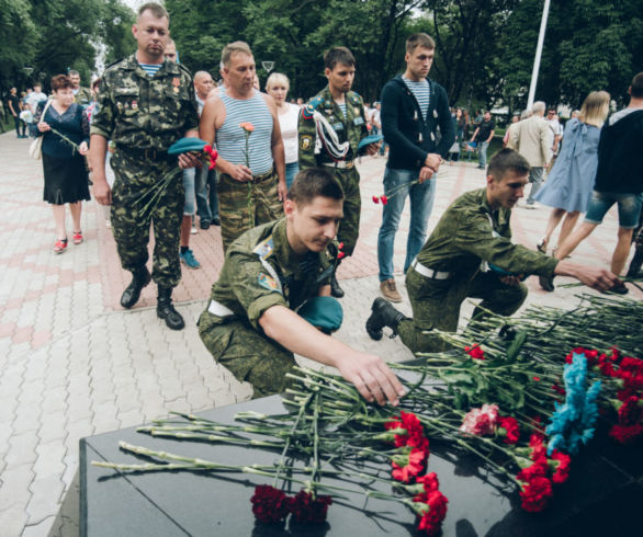 В Благовещенске празднуют День ВДВ