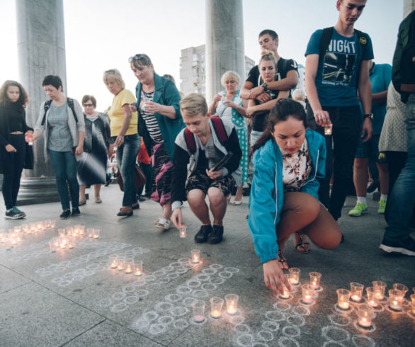 Благовещенцы зажгли свечи в память о Беслане