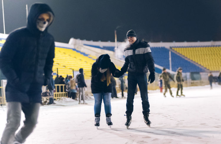 В День хоккея в Благовещенске провели Ледовый бал