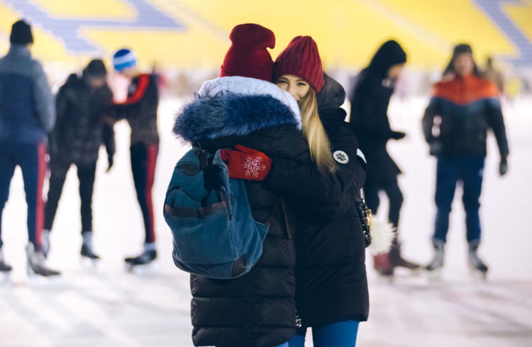 В День хоккея в Благовещенске провели Ледовый бал