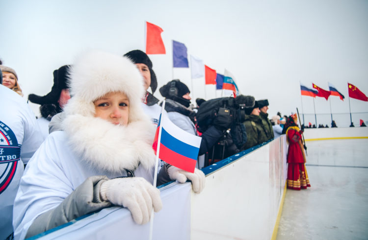 Международный хоккейный матч закончился победой россиян